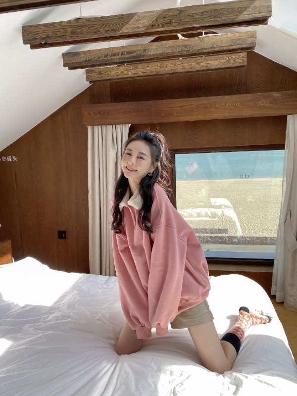 【内蒙古-呼和浩特】制服诱惑超赞的轻熟美女  