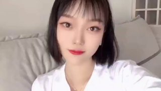 【吉林-白山】国际大长腿妹妹，颜值高声音甜 