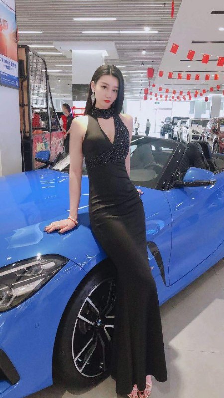 【辽宁-沈阳】皇姑区混血妹子特别迷人，嫩白虎夹吸一流 