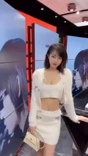 【黑龙江-哈尔滨】哈尔滨市香坊区大奶风骚的妹子 