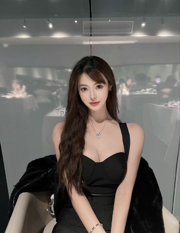 【西南-云南】上粉下嫩的会所长腿妹妹推荐 